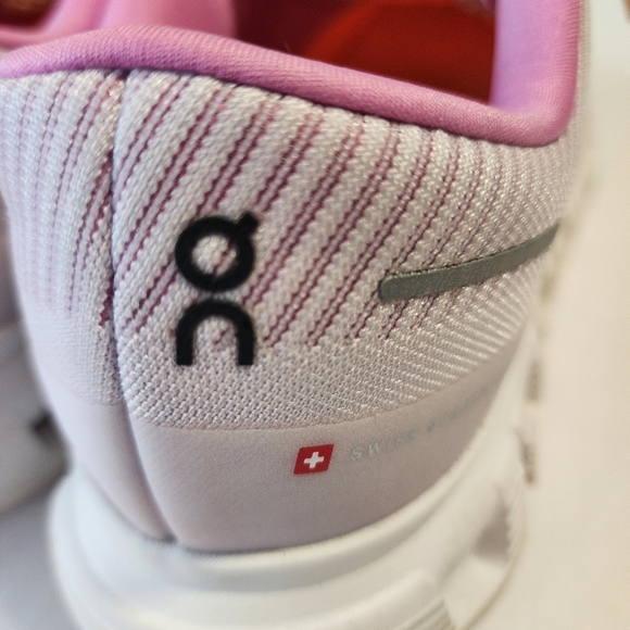 ON Cloud 6 Push SneakerTangerine & Raspberry, Women Size 11 - Picture 4 of 16